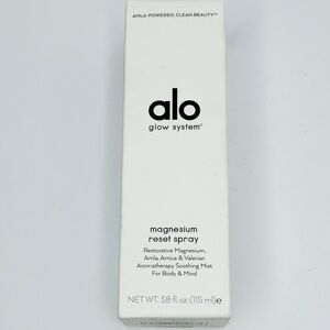 ALO Yoga Glow System Magnesium Reset Spray - White